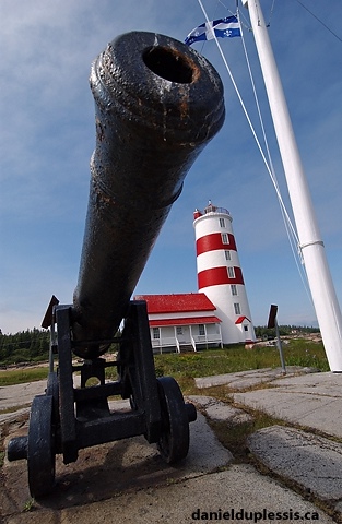 Pointe-des-Monts lighthouse